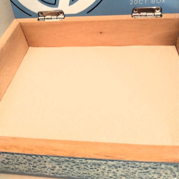 Suenos de Saundra Upcycled Collection Extremely Rare Toro Cigar Box/Storage - Picture 12 of 13
